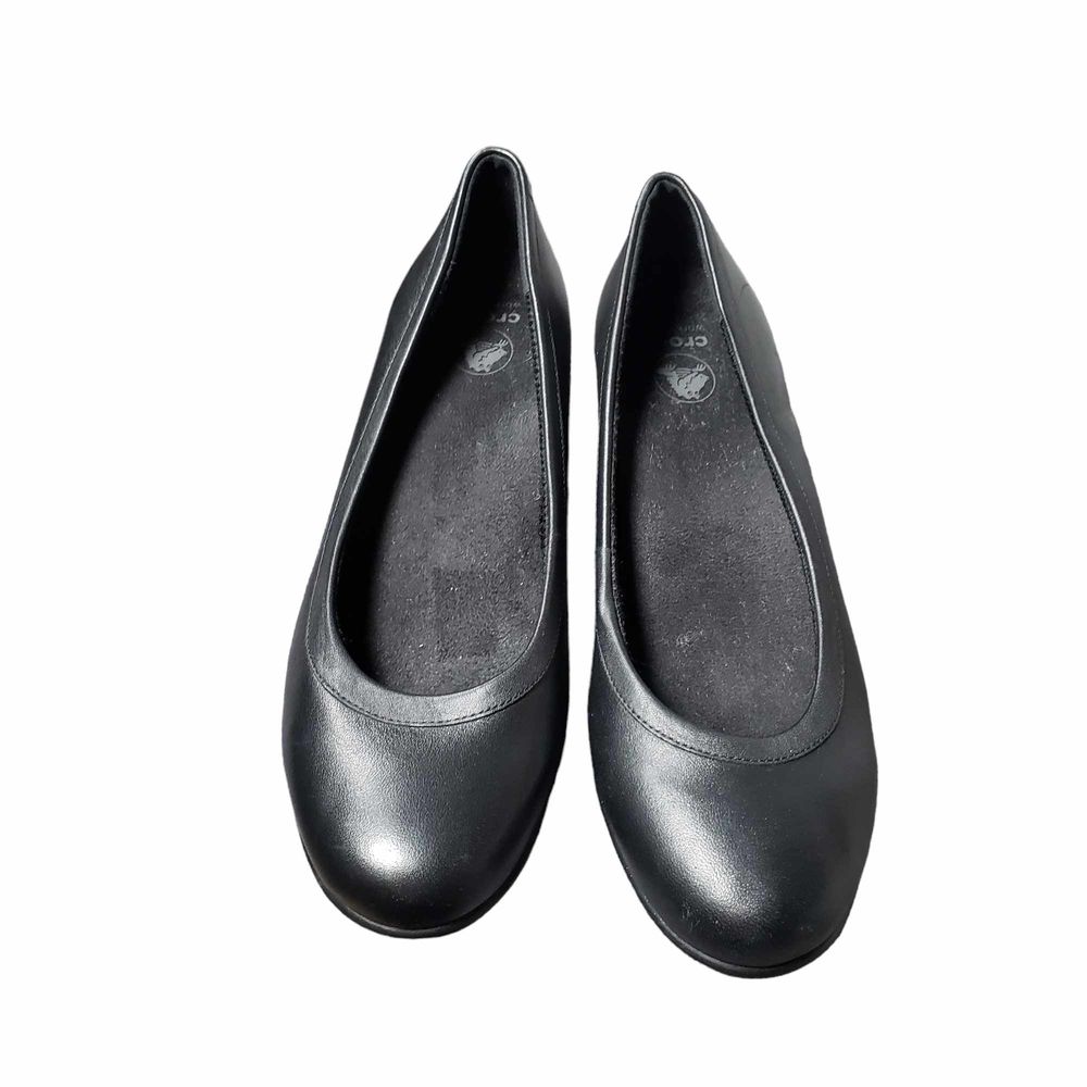 Crocs Grace Heel size 7 Leather Comfort Slip on Short Heel Pump No Box